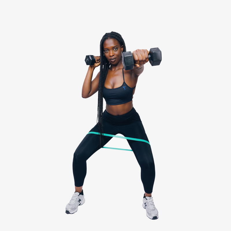 Allia Contour Set – Cross-Waist Leggings & Strappy Open-Back Bra for Sculpted Silhouette | L'enigme