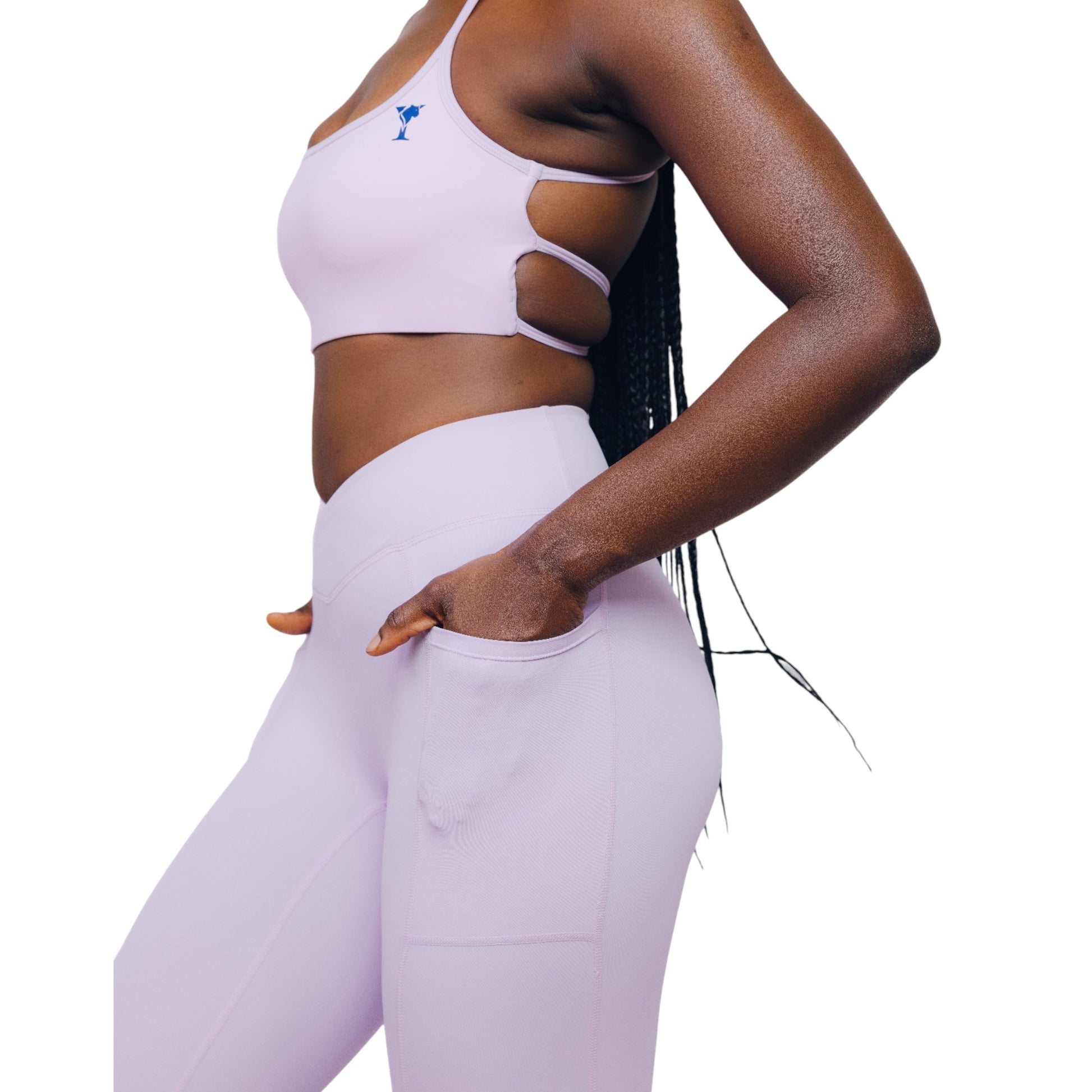 Allia Contour Set – Sculpt-Lift Fabric with Smooth Compression & Side Pocket Detail | L'enigme