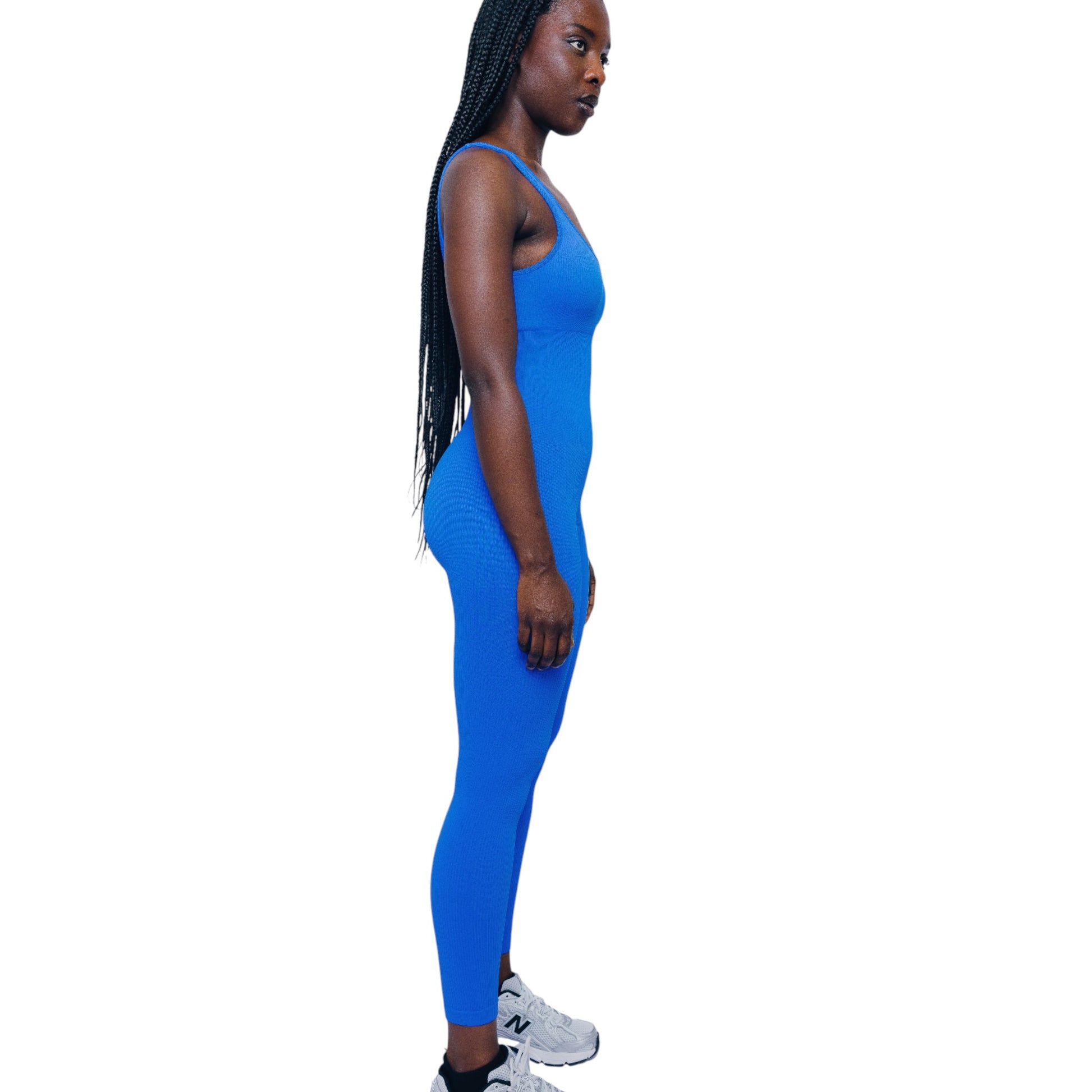 Isabela One Piece Yoga Jumpsuit – Flattering U-Neckline & Body-Hugging Compression Fit | L'enigme