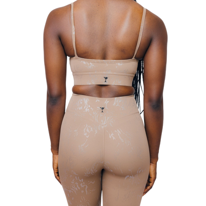 L'enigme Lora Bra – Versatile Sculpting Sports Bra for Yoga, Gym & Casual Everyday Style