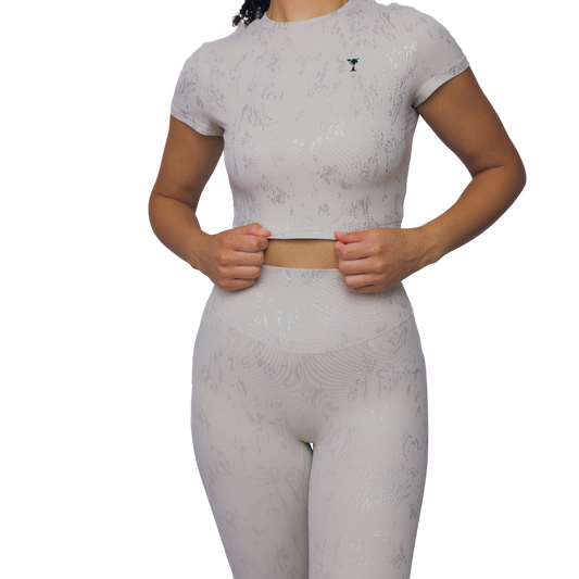 Lora Crop Top – Lightweight Sculpting Crop Top in Recycled Nylon with Second-Skin Fit | L'enigme
